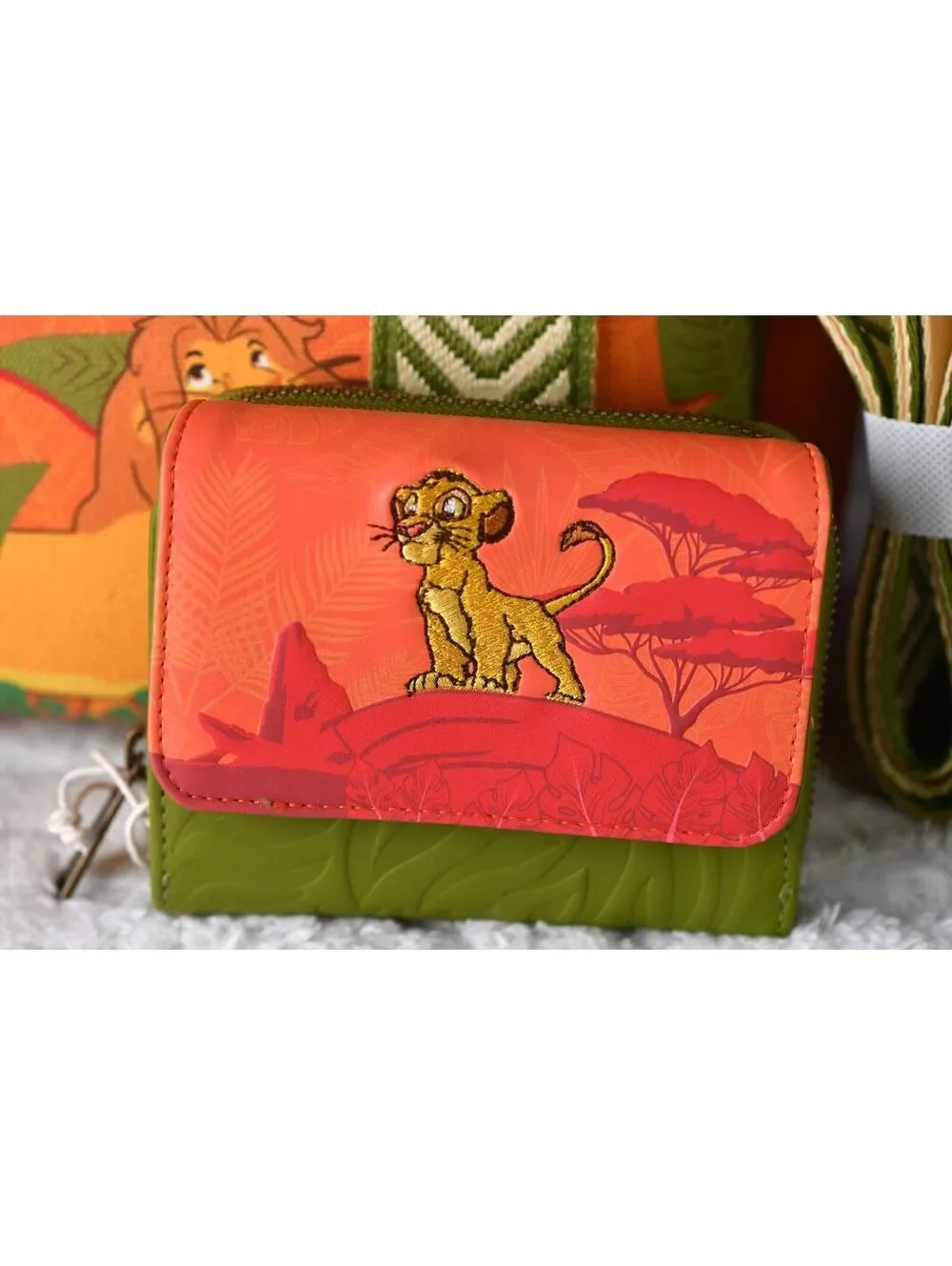 Loungefly The Lion King Crossbody Tote Bag & Wallet - NWT